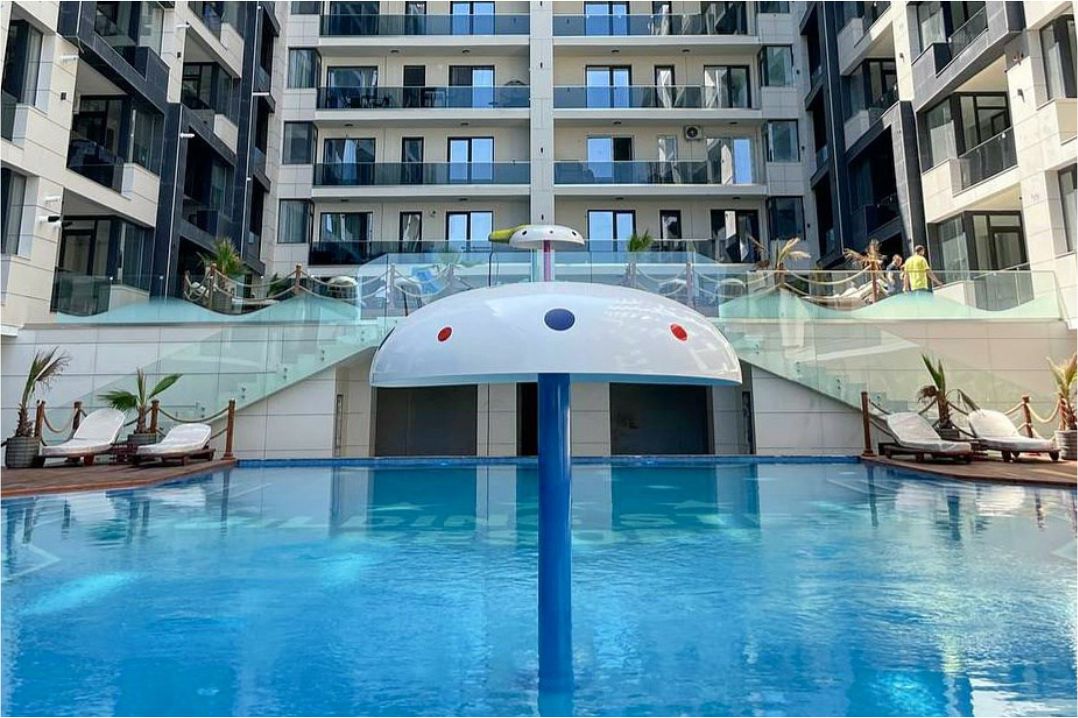 piscina mamaia 3
